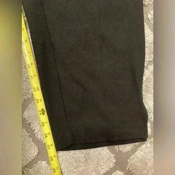 CeCe Essentials Black Crop pants size 2X NEW - Picture 10 of 10